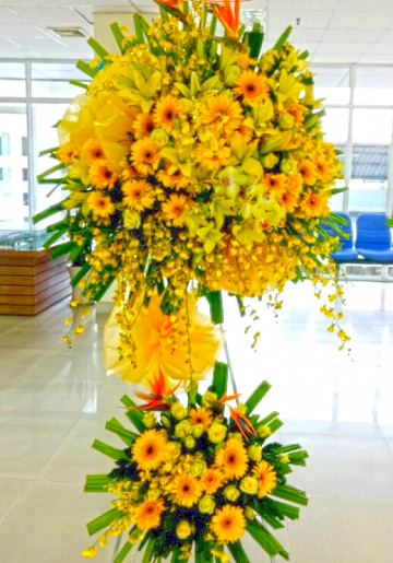 hoa chuc mung khai truong cua hang   hkt213