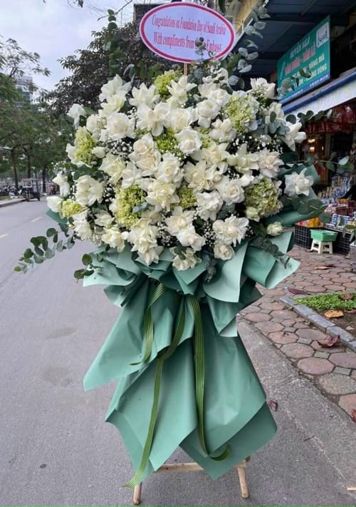 hoa chuc mung tinh te   hkt268